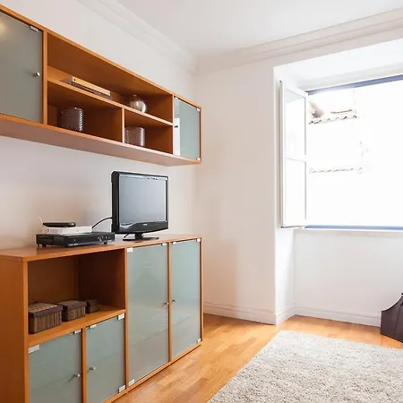Feels Like Bairro Alto Cozy Flat Lisbona